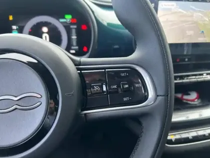 Photo 12 Fiat 500  e 95ch Pack Tech MY23