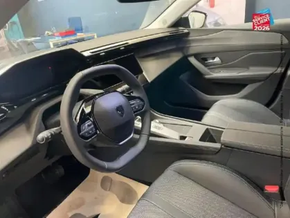 Photo 14 Peugeot 308  1.2 PureTech 130ch S&S Allure EAT8