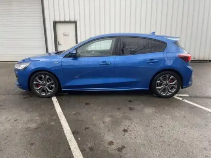 Photo 7 Ford Focus  1.0 Flexifuel mHEV 125ch ST-Line X