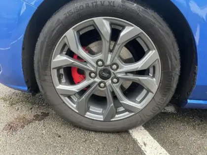 Photo 8 Ford Focus  1.0 Flexifuel mHEV 125ch ST-Line X