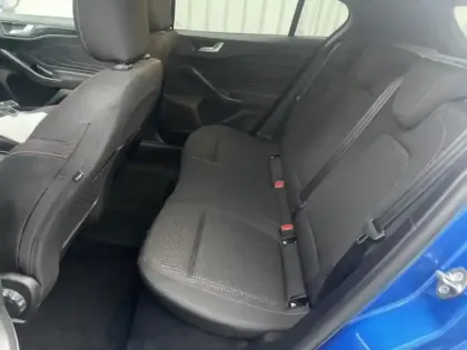 Photo 10 Ford Focus  1.0 Flexifuel mHEV 125ch ST-Line X