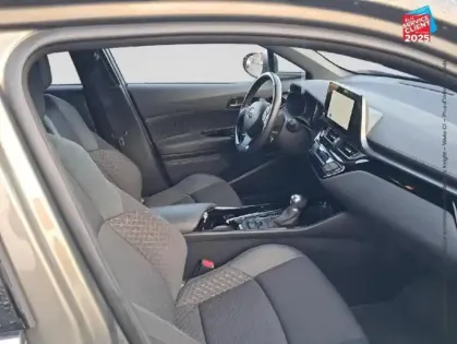 Photo 4 Toyota C-HR  122h Edition 2WD E-CVT MY20