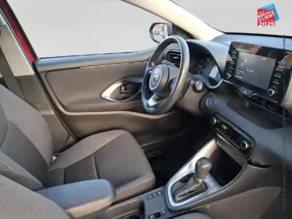 Photo 4 Toyota Yaris  116h Dynamic 5p MY22