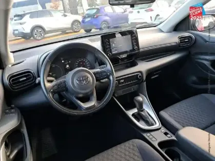 Photo 14 Toyota Yaris  116h Dynamic 5p MY22