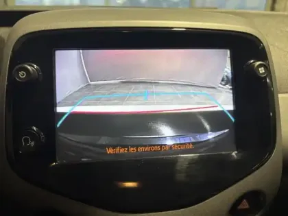 Photo 9 Toyota Aygo  1.0 VVT-i 72ch x-play x-shift 5p