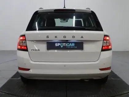 Photo 2 Skoda Fabia  1.0 TSI 95ch Business Euro6d-T