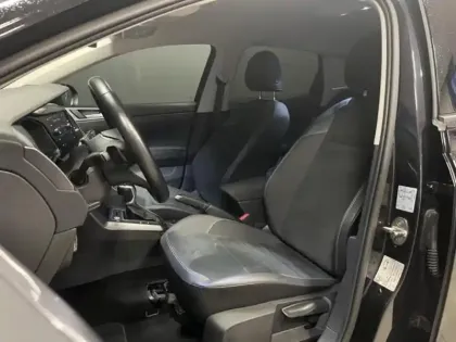 Photo 13 Volkswagen Taigo  1.0 TSI 110ch Style DSG7