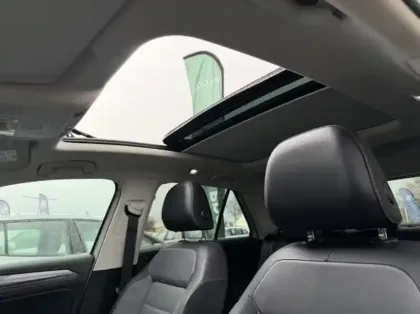 Photo 9 Volkswagen T-roc  1.5 TSI EVO 150ch Style Exclusive DSG7