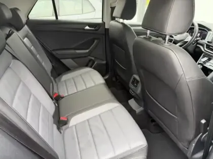 Photo 13 Volkswagen T-roc  1.5 TSI EVO 150ch Style Exclusive DSG7