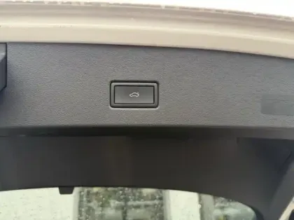 Photo 8 Volkswagen T-roc  1.5 TSI EVO 150ch Style Exclusive DSG7