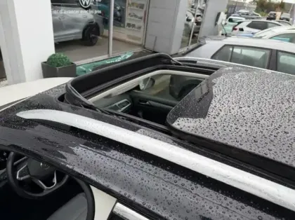 Photo 10 Volkswagen T-roc  1.5 TSI EVO 150ch Style Exclusive DSG7