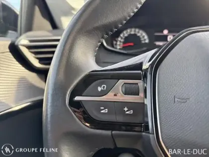 Photo 12 Peugeot 208  1.2 PureTech 100ch S&S Allure