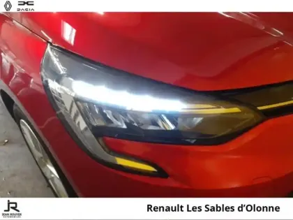 Photo 13 Renault Clio  1.6 E-Tech hybride 140ch Business -21N