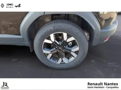 Photo 8 Dacia Duster  1.2 mild hybrid 130ch Extreme