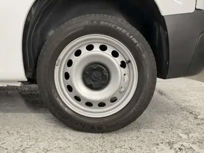 Photo 10 Citroën Berlingo  Van M 1000kg BlueHDi 100 S&S Club