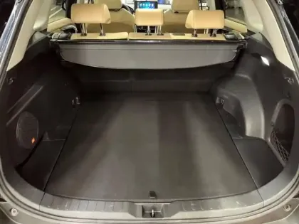 Photo 11 Toyota Rav4  2.5 Hybride 218ch Lounge 2WD MY22