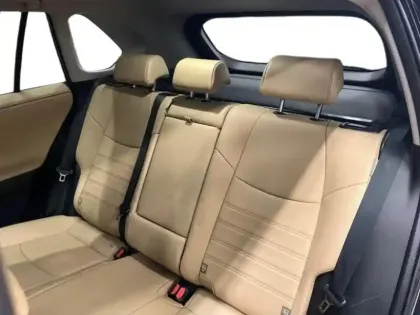 Photo 12 Toyota Rav4  2.5 Hybride 218ch Lounge 2WD MY22