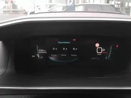 Photo 10 Peugeot 2008  1.5 BlueHDi 130ch S&S GT EAT8