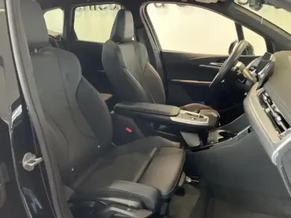 Photo 8 BMW Serie 2 Série 2 ActiveTourer 218i 136ch M Sport DKG7