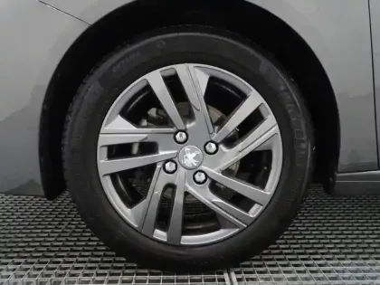 Photo 9 Peugeot 208  1.2 PureTech 75ch S&S Active Business