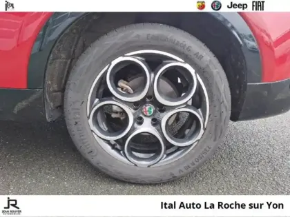 Photo 10 Alfa Romeo Tonale  1.5 Hybrid 160ch Ti TCT