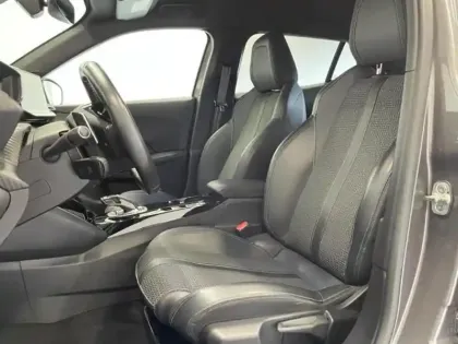 Photo 8 Peugeot 2008  1.2 PureTech 130ch S&S Allure Pack EAT8