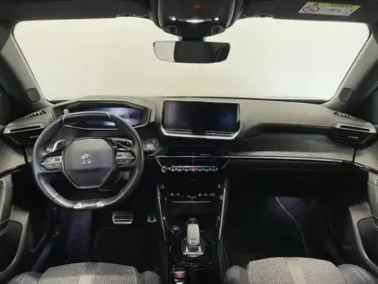 Photo 7 Peugeot 2008  1.2 PureTech 130ch S&S Allure Pack EAT8