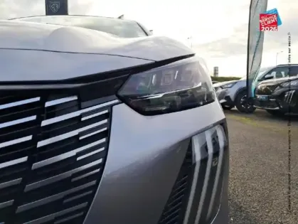 Photo 12 Peugeot 208  e- 136ch GT