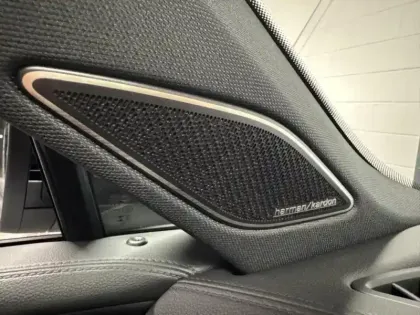 Photo 9 Volkswagen Tiguan  2.0 TDI 150ch R-Line Exclusive DSG7