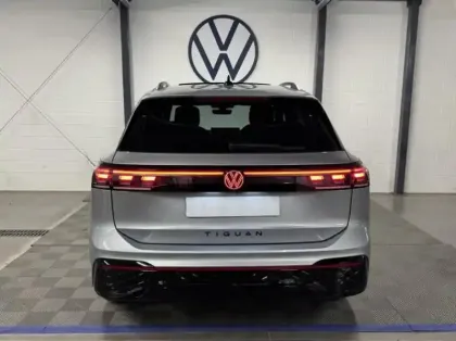 Photo 2 Volkswagen Tiguan  2.0 TDI 150ch R-Line Exclusive DSG7