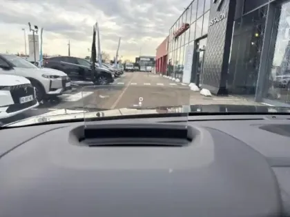 Photo 13 Citroën C4  Moteur électrique 136ch (100 kW) Shine Pack Automatique