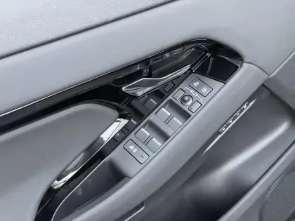 Photo 10 Land rover Range Rover Evoque  1.5 P270e PHEV 269ch S Midnight Edition