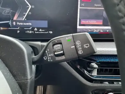 Photo 7 BMW Serie 3 Série 3 Touring 330eA xDrive 292ch M Sport