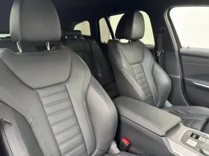 Photo 12 BMW Serie 3 Série 3 Touring 330eA xDrive 292ch M Sport