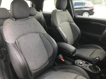 Photo 4 Mini Mini  Cooper SE 184ch Edition Greenwich BVA