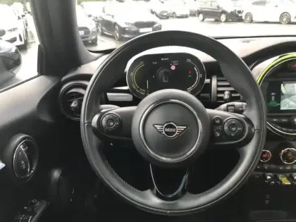 Photo 8 Mini Mini  Cooper SE 184ch Edition Greenwich BVA