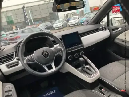 Photo 14 Renault Clio  1.6 E-Tech hybride 140ch Intens -21N