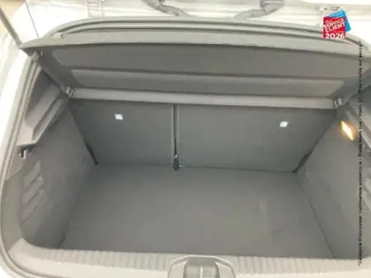 Photo 13 Renault Clio  1.6 E-Tech hybride 140ch Intens -21N