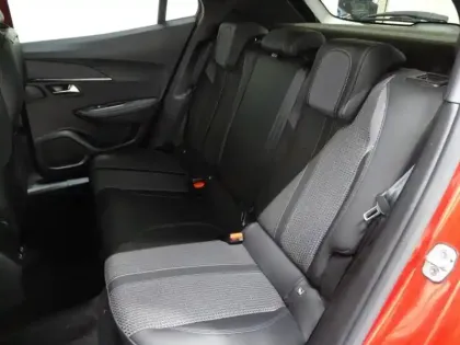 Photo 7 Peugeot 2008  1.2 PureTech 130ch S&S GT