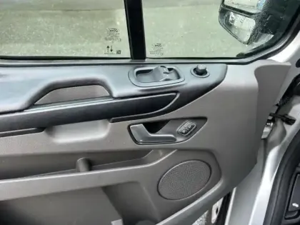 Photo 11 Ford Transit Custom  Fg 280 L1H1 2.0 EcoBlue 130 Trend Business 7cv