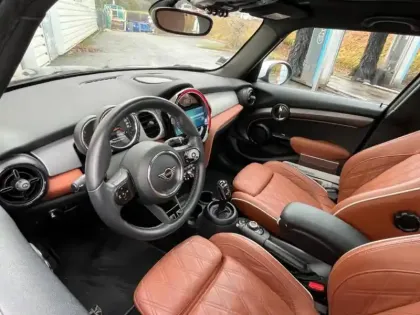 Photo 10 Mini Mini  5 Portes Cooper 136ch Yours BVA7