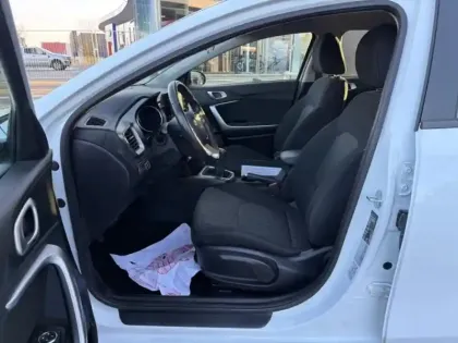 Photo 9 Kia Ceed  1.0 T-GDI 100ch Motion