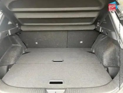 Photo 13 Nissan Qashqai  1.3 Mild Hybrid 140ch N-Style