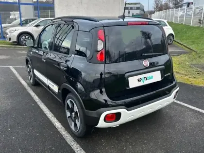 Photo 6 Fiat Panda  Classic 1.0 70ch BSG S&S Pandina Step 2