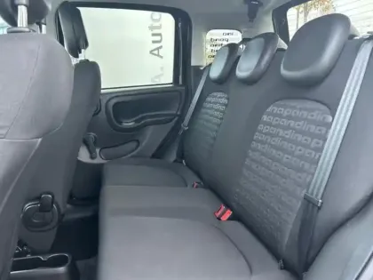 Photo 9 Fiat Panda  Classic 1.0 70ch BSG S&S Pandina Step 2