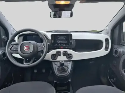 Photo 7 Fiat Panda  Classic 1.0 70ch BSG S&S Pandina Step 2