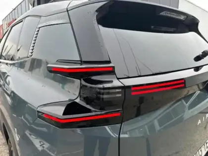 Photo 12 Citroën C5 aircross  1.2 Hybride 145ch MAX boite automatique