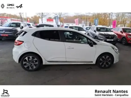 Photo 12 Renault Clio  1.6 E-Tech hybride 145ch Evolution