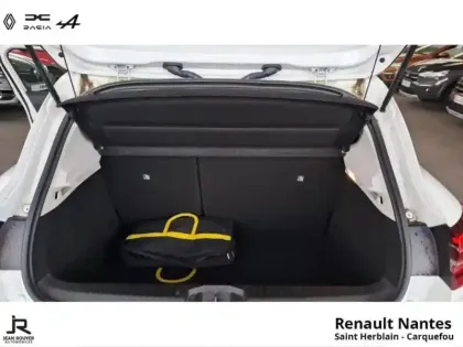 Photo 6 Renault Clio  1.6 E-Tech hybride 145ch Evolution