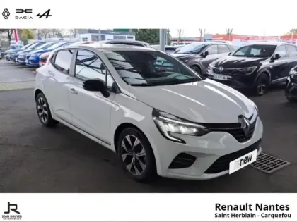 Photo 1 Renault Clio  1.6 E-Tech hybride 145ch Evolution